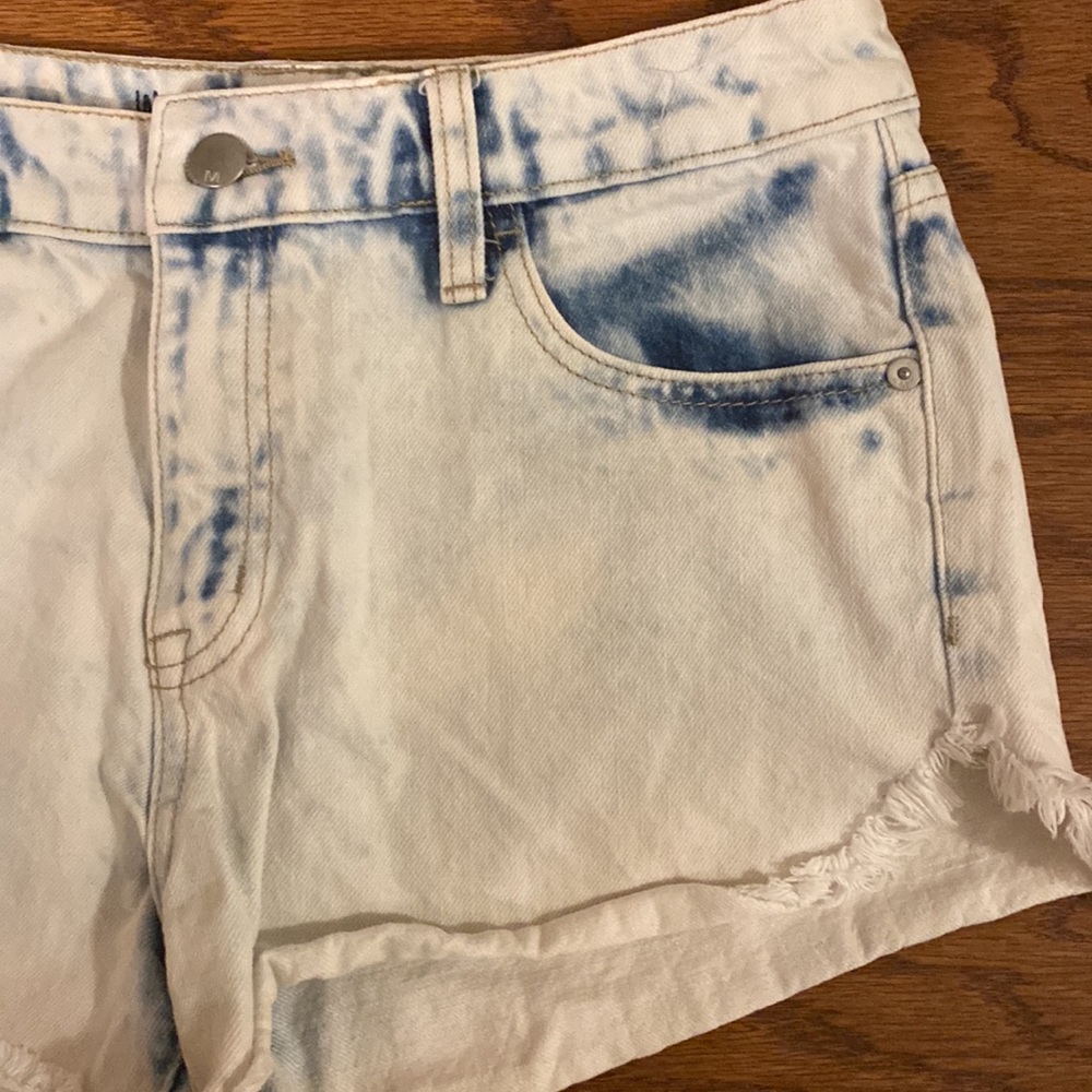 Mossimo High Rise Short Short - Picture 3 of 7